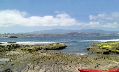 El Ayuntamiento cierra temporalmente al baño la playa de El Confital tras detectar en el agua restos de contaminación fecal 
